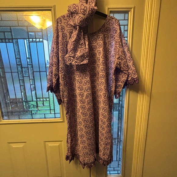 Beautiful African dresses from West Africa. - Picture 11 of 12